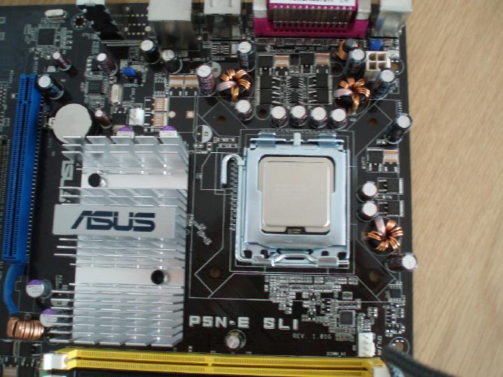 White box Q6600 build, image 10 of 26