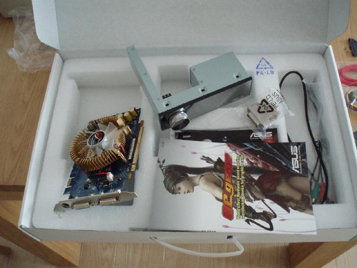 White box Q6600 build, image 16 of 26