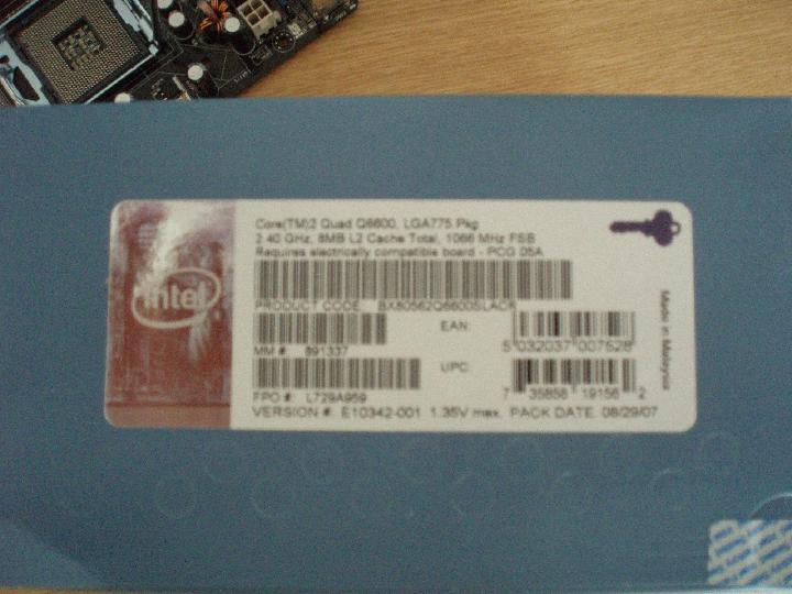 White box Q6600 build, image 8 of 26